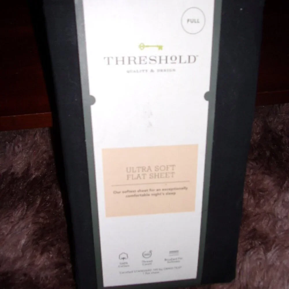 Threshold black ultra soft flat sheet Size Full